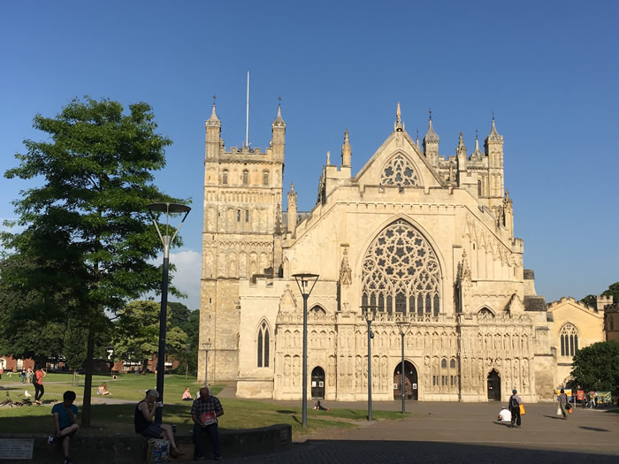 guided walks in exeter, devon with viv robinson registered blue badge tour guide